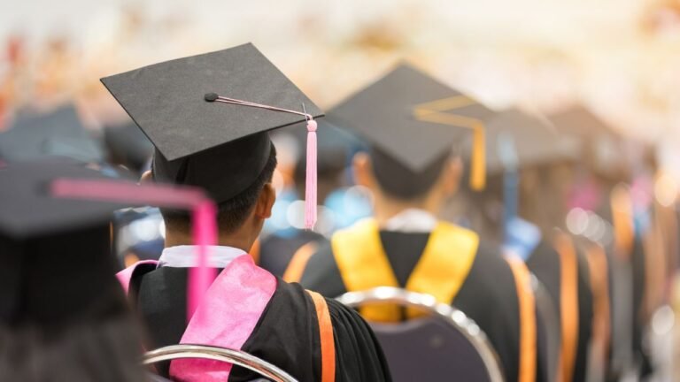 Requisitos y Inscripción Becas